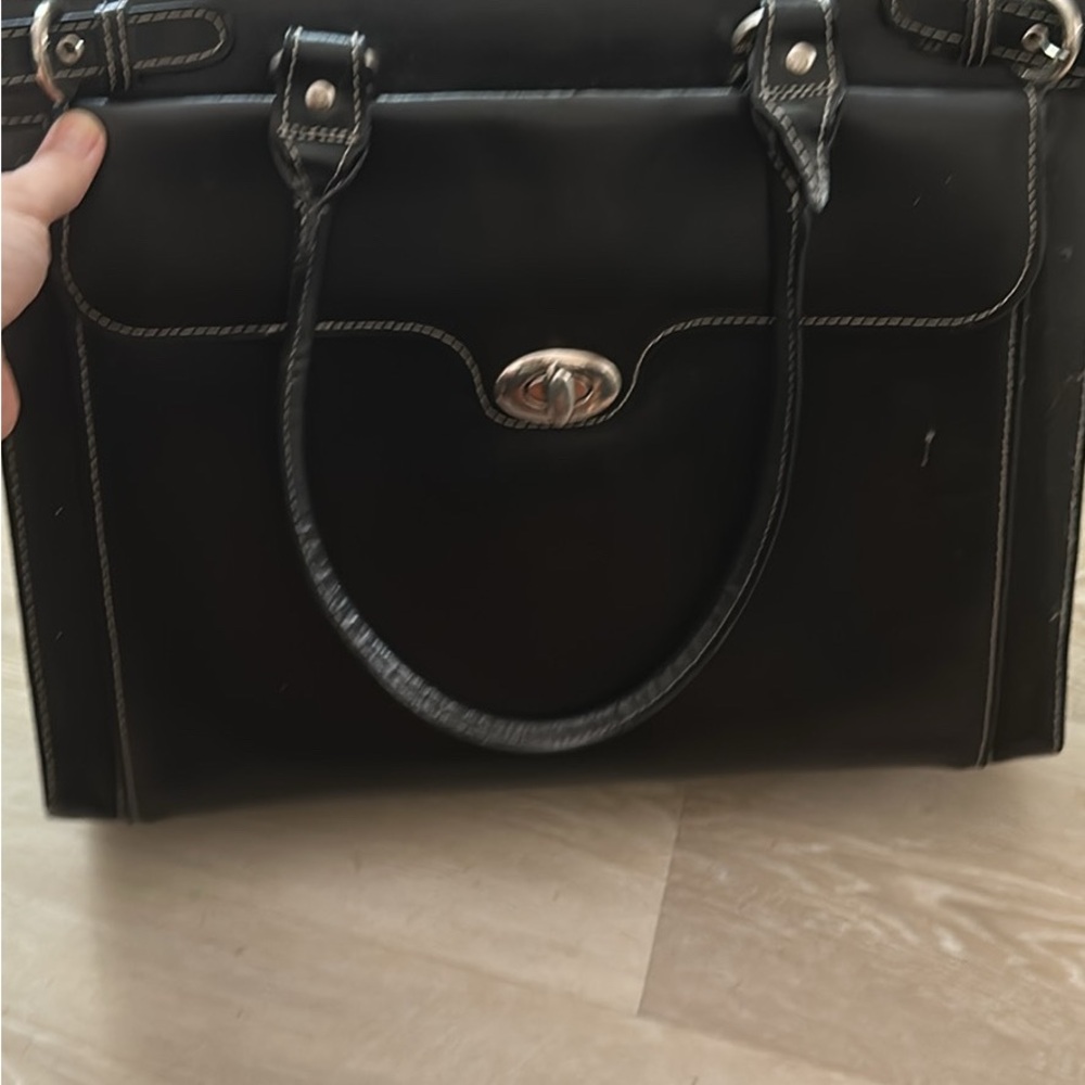 Elegant Black Leather Handbag